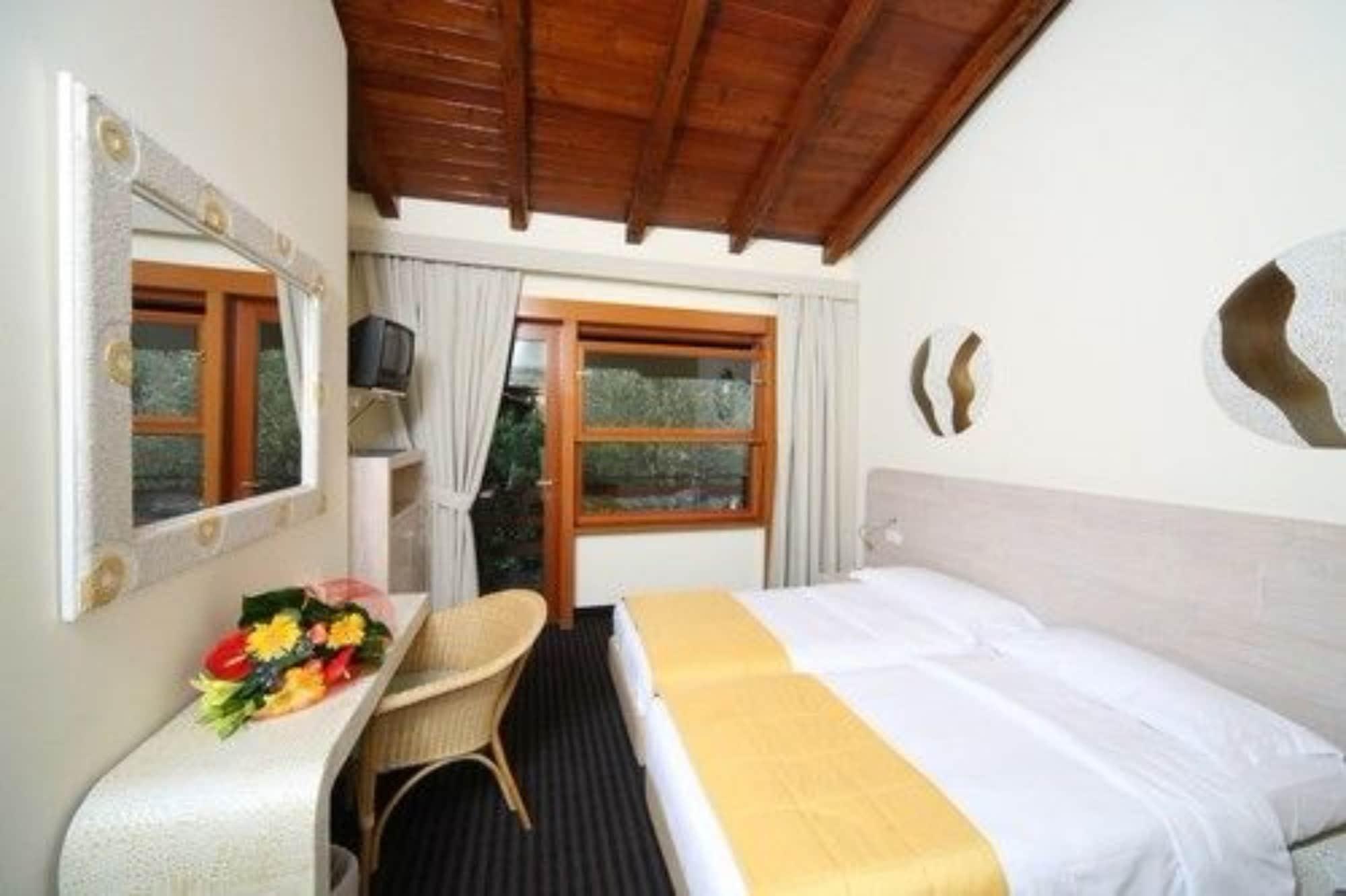 Sailing Center 4* Malcesine
